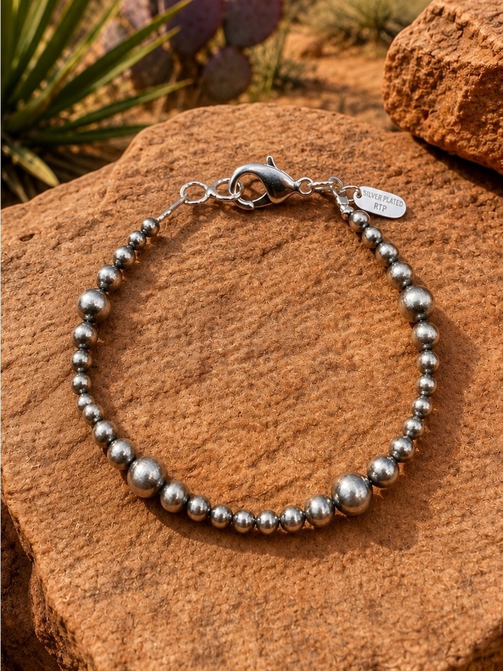 Southwest Native Style Silver 4-8mm Navajo Pearl Inspired Beaded Bracelet